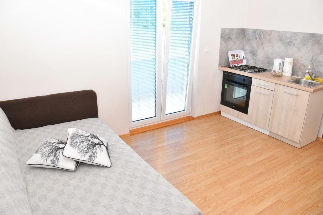 Apartmani Niko 1 Radovin エクステリア 写真